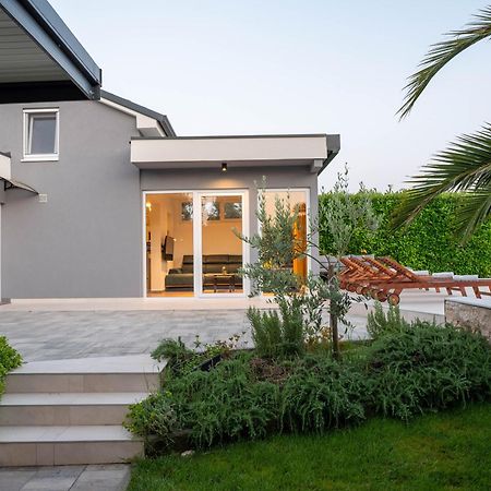 Villa Vinky พูลา ภายนอก รูปภาพ