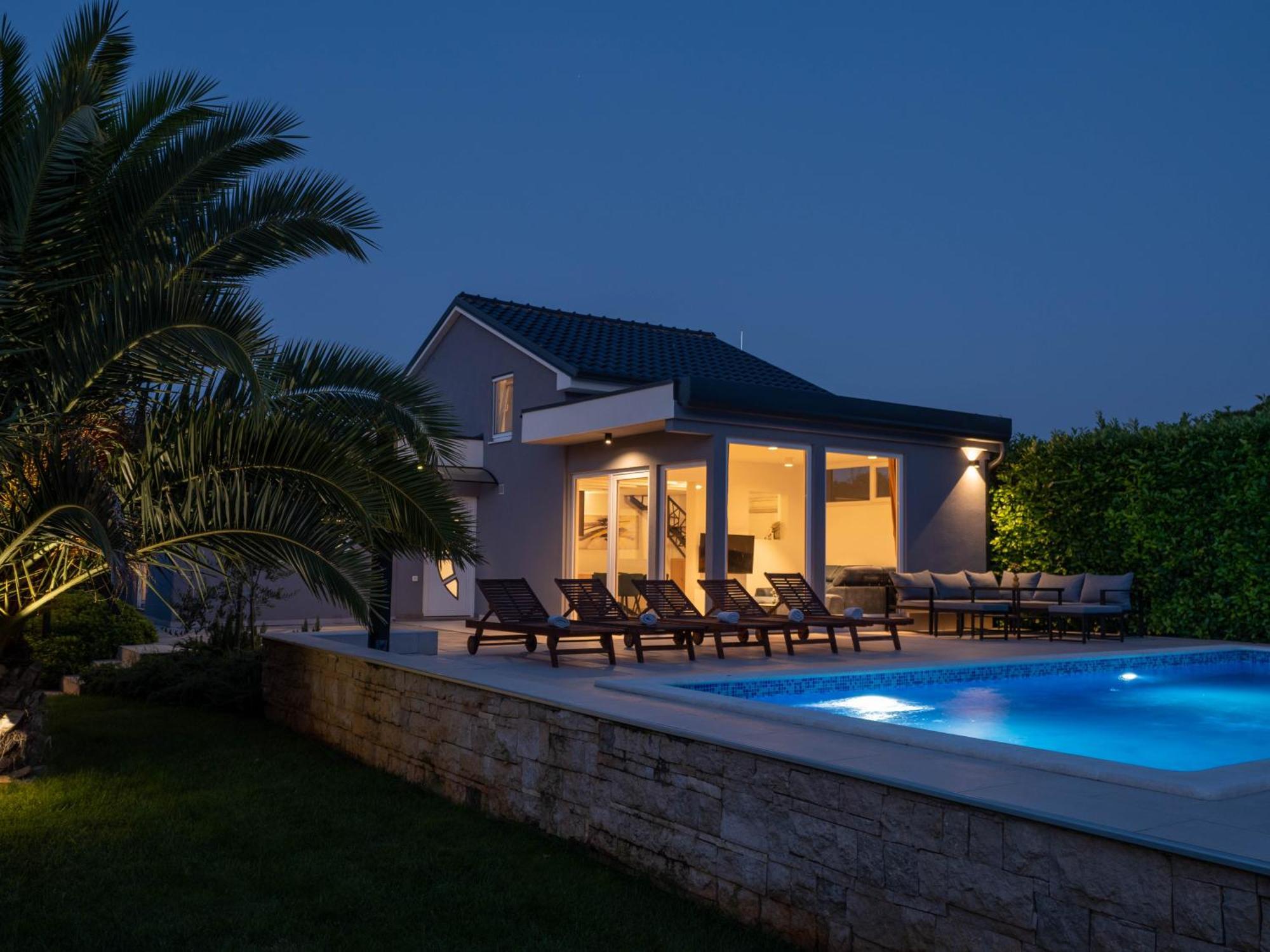 Villa Vinky พูลา ภายนอก รูปภาพ